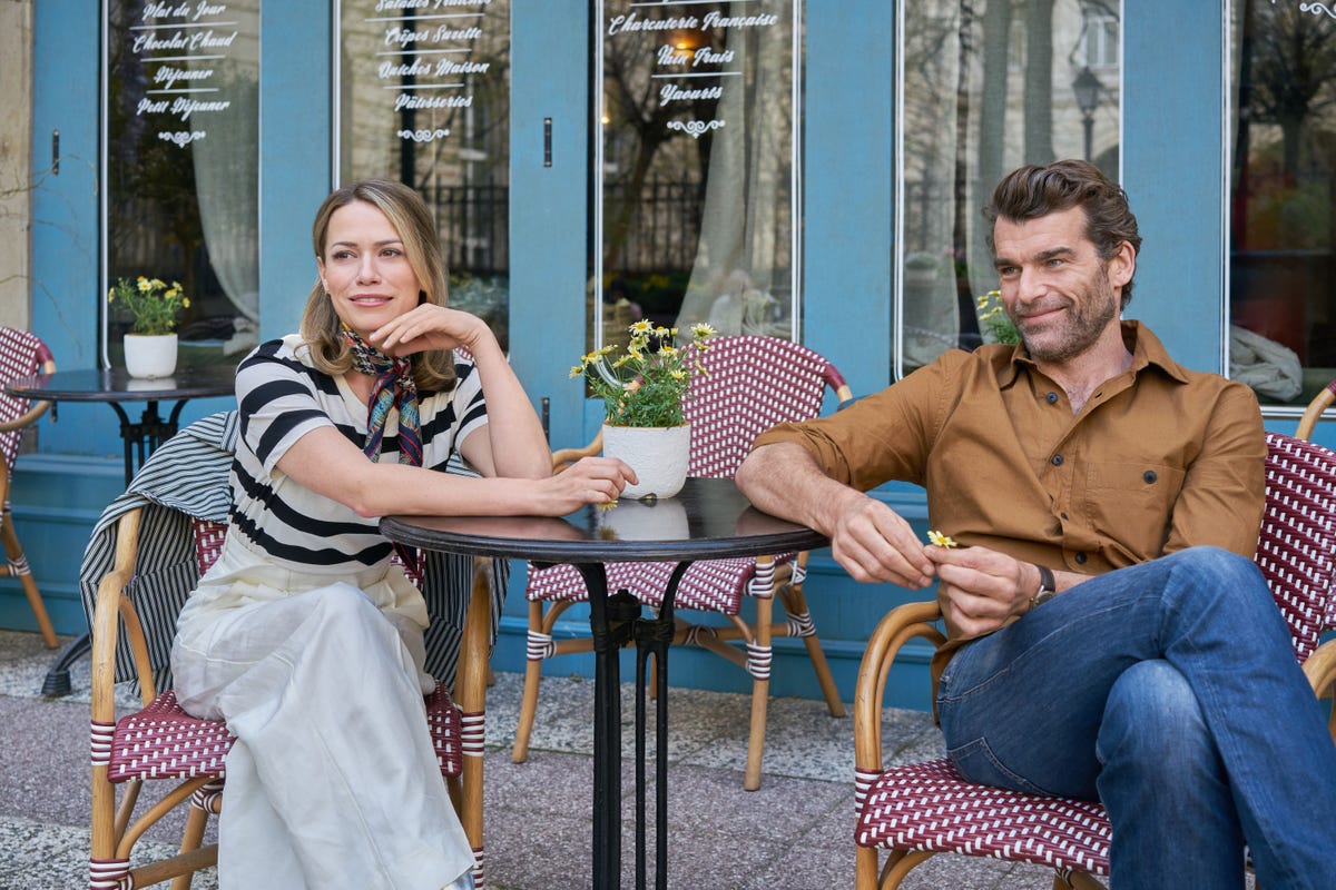 preview for Here's A Look at Hallmark's 'Blind Date Book Club'