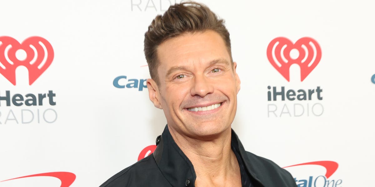 Ryan Seacrest, Hands Down, Won Halloween 2024 With His Epic Costume Ryan Seacrest, Hands Down, Won Halloween 2024 With His Epic Costume