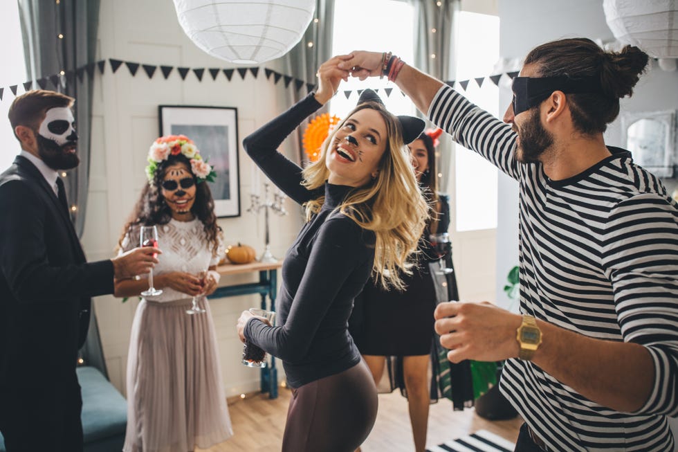 60 Fun Halloween Activities to Do This October for 2024