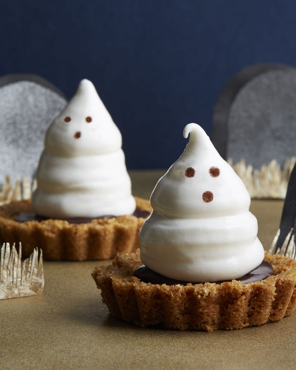 Meringue Ghost Tartlets meringue ghost tartlets in a little paper graveyard