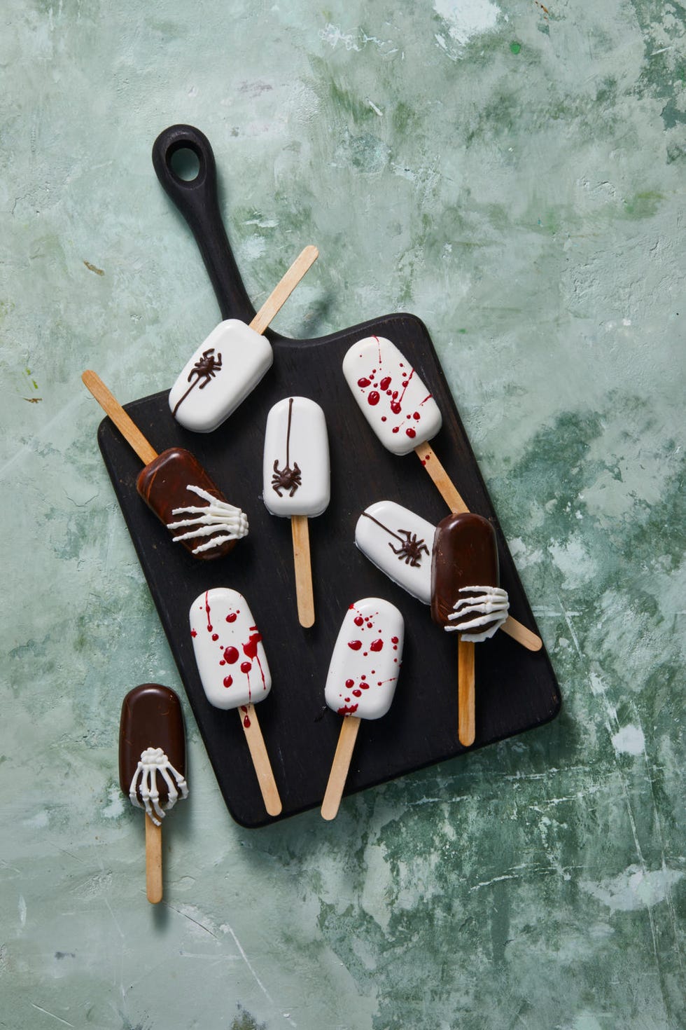 halloween cake pops