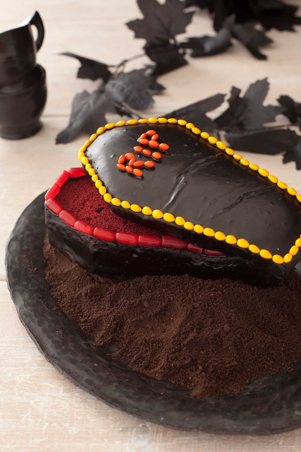 25 Best Easy Halloween Cakes | Country Living