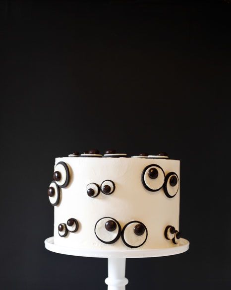 monster eye cake on white cake stand