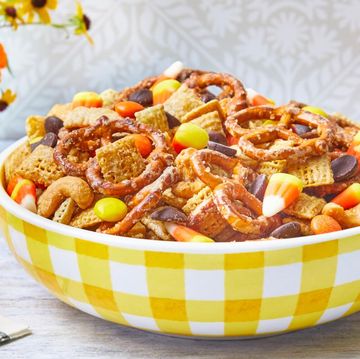 the pioneer woman's halloween chex mix recipe
