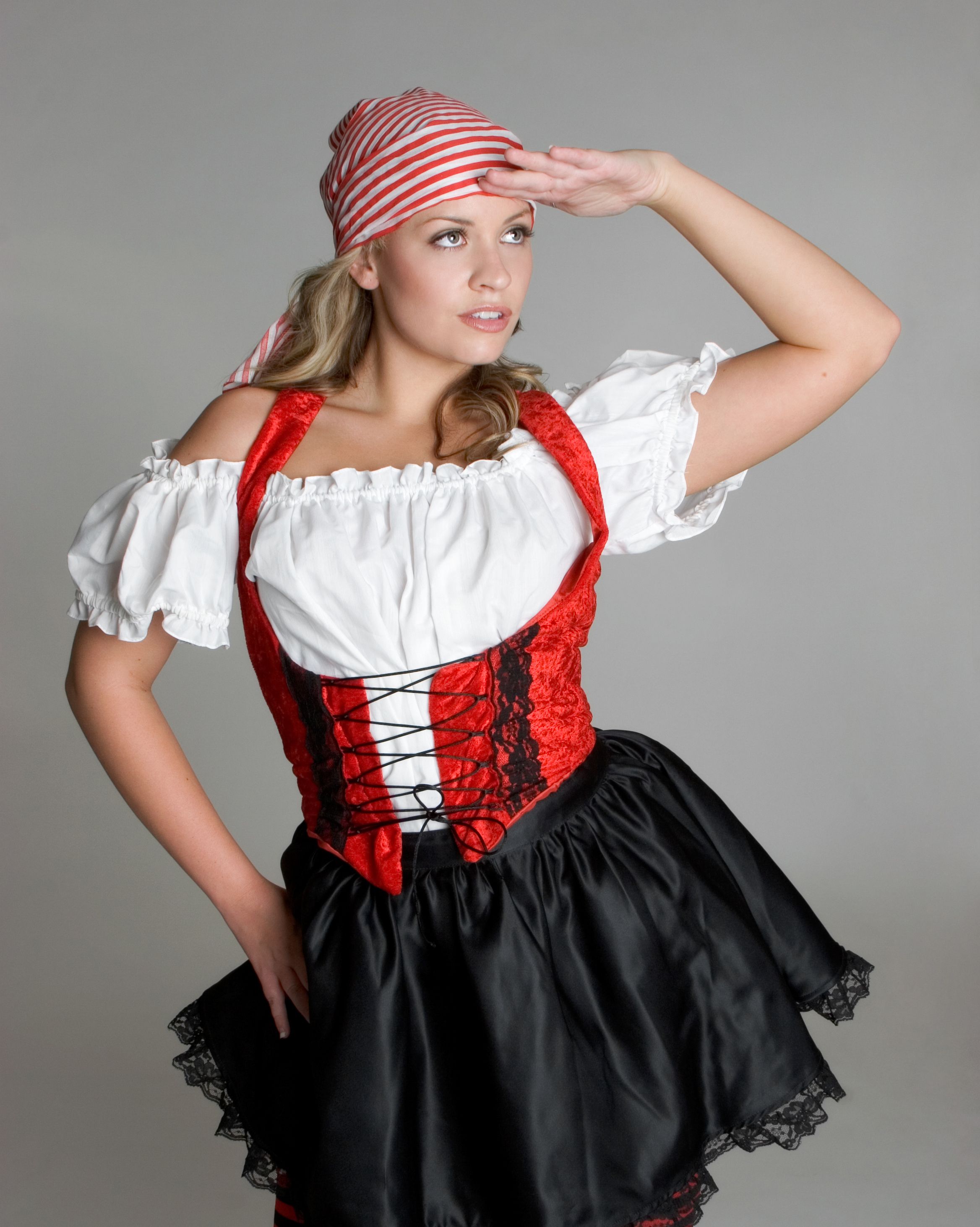 diy pirate girl costume