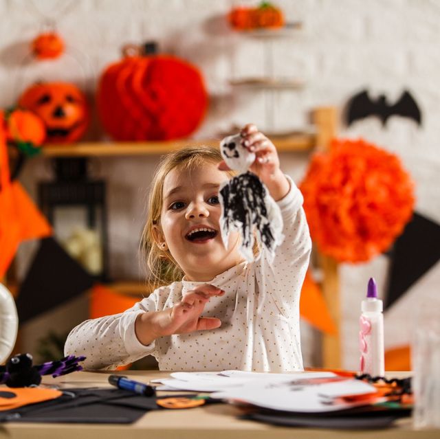 https://hips.hearstapps.com/hmg-prod/images/halloween-crafts-for-kids-6489ed1826175.jpeg?crop=0.668xw:1.00xh;0.148xw,0&resize=640:*
