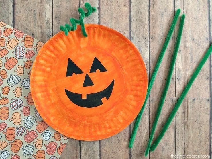 70 Easy Halloween Crafts & DIY Decor Ideas for Kids
