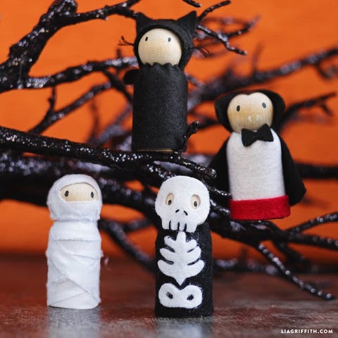halloween crafts- halloween peg dolls halloween crafts halloween peg dolls
