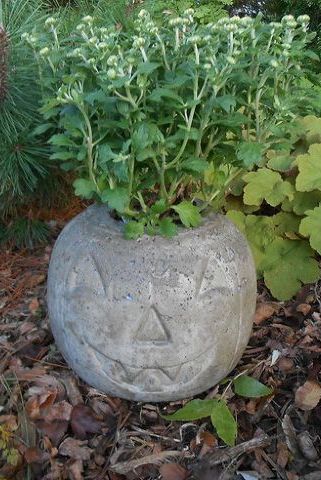 halloween crafts concrete pumpkin planter