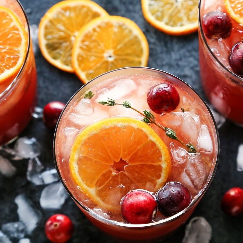 35 Best Halloween Cocktails - Easy Drinks for Halloween