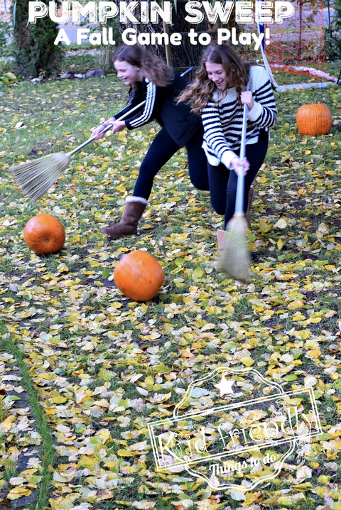 halloween games pumpkin sweep