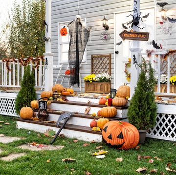 halloween porch decor