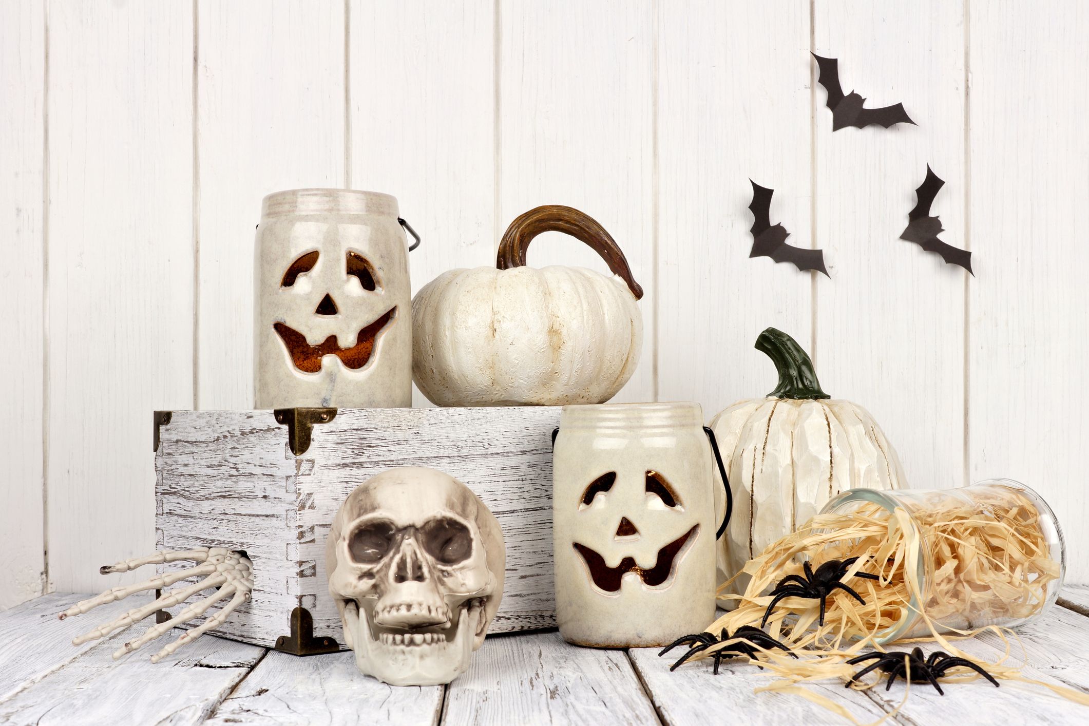 36 Halloween Mason Jars - Halloween Craft Ideas Using Mason Jars