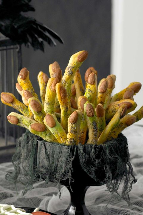halloween party ideas long and short monster fingers