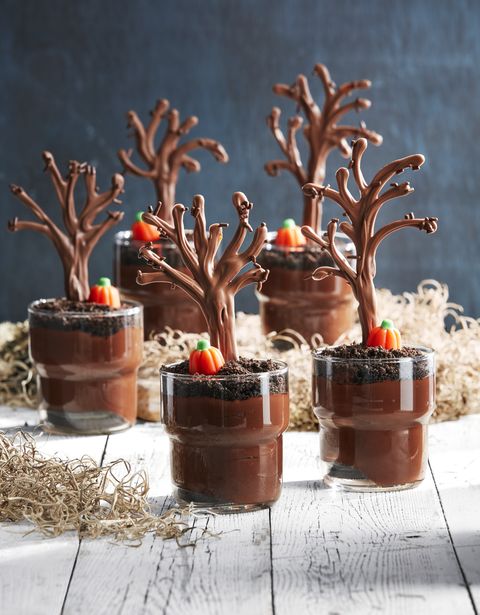 halloween party ideas pudding cups