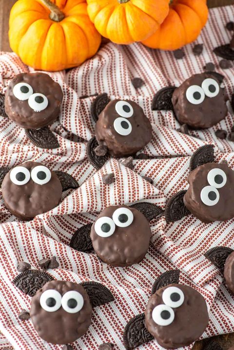 chocolate covered rice krispies bat treats