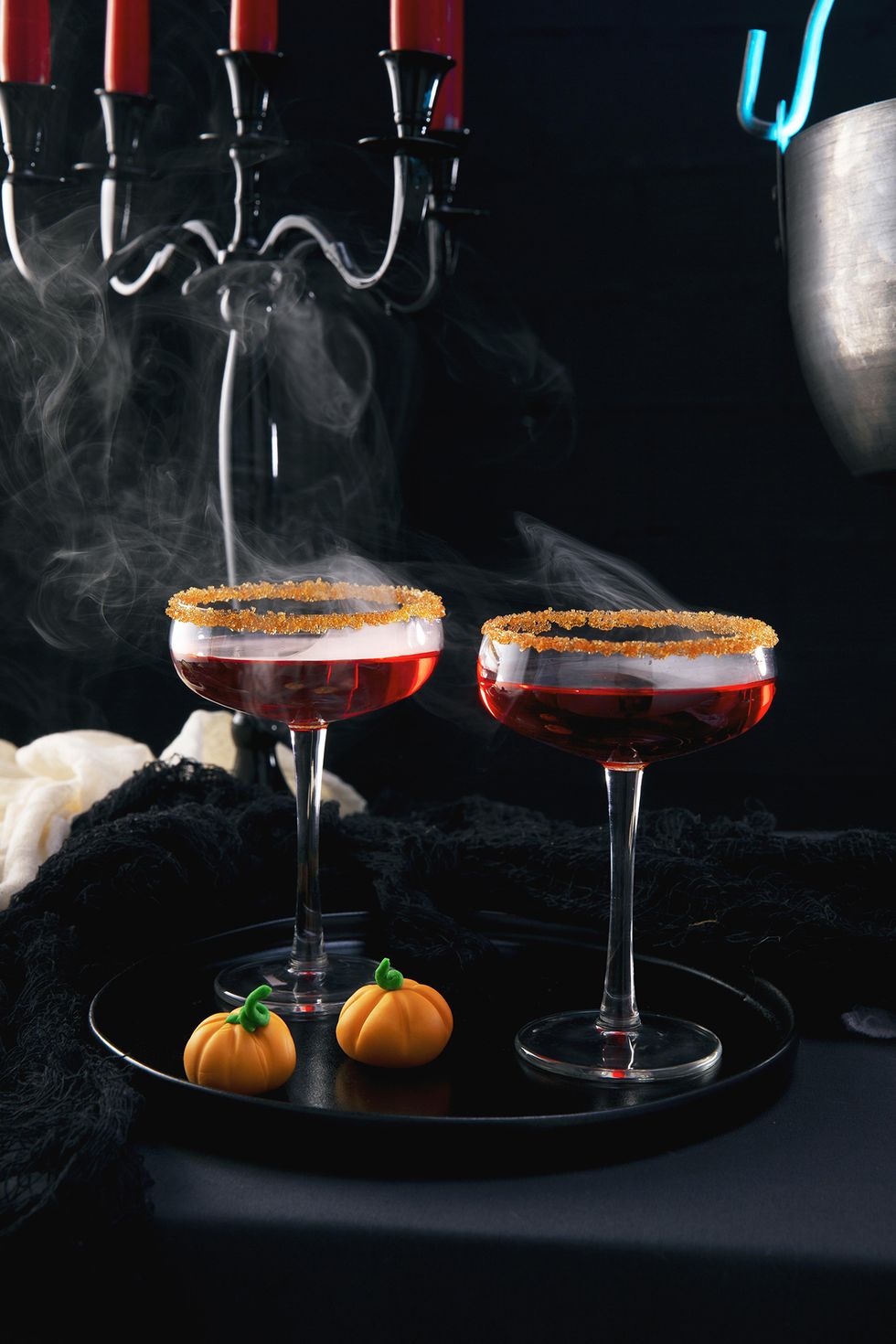 halloween, la festa di zucche e fantasmi si celebra con una cocktail list pensata ad hoc tra ricette facili, dolci e cremose, dal vampire kiss al creepy spirit