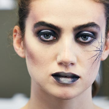 step-by-step Halloween make-up tutorial Illamasqua