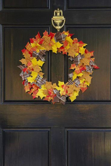 halloween wreath with leaves