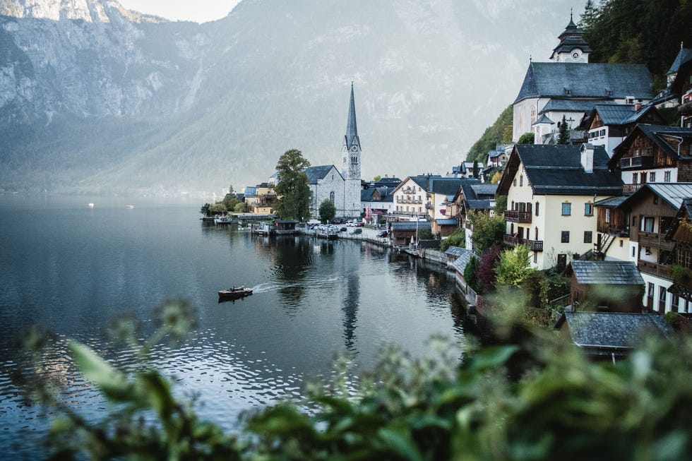 Vanwege de vele belangrijke archeologische vondsten werd er een prehistorisch volk vernoemd naar het Oostenrijkse plaatsje Hallstatt