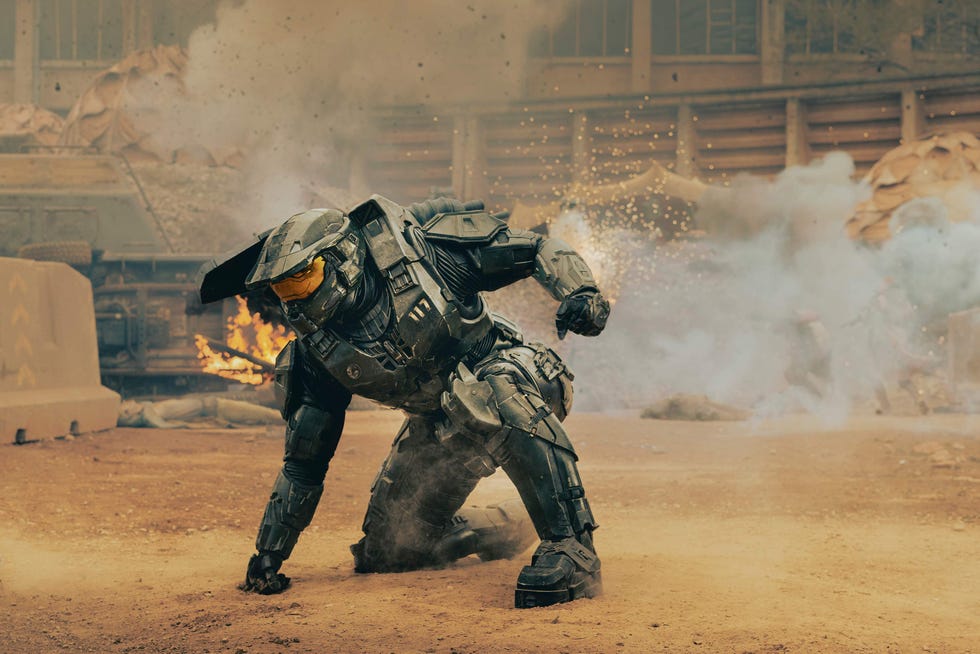 Master Chief Actor & Halo Season 2 Cast Celebrate Start of Filming