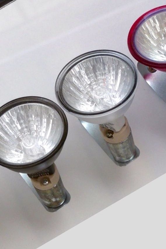 halogen light bulbs   light bulb types