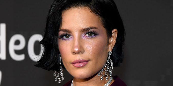 Halsey Slays With Sculpted Abs In A Nipple-Baring Dress In Pics
