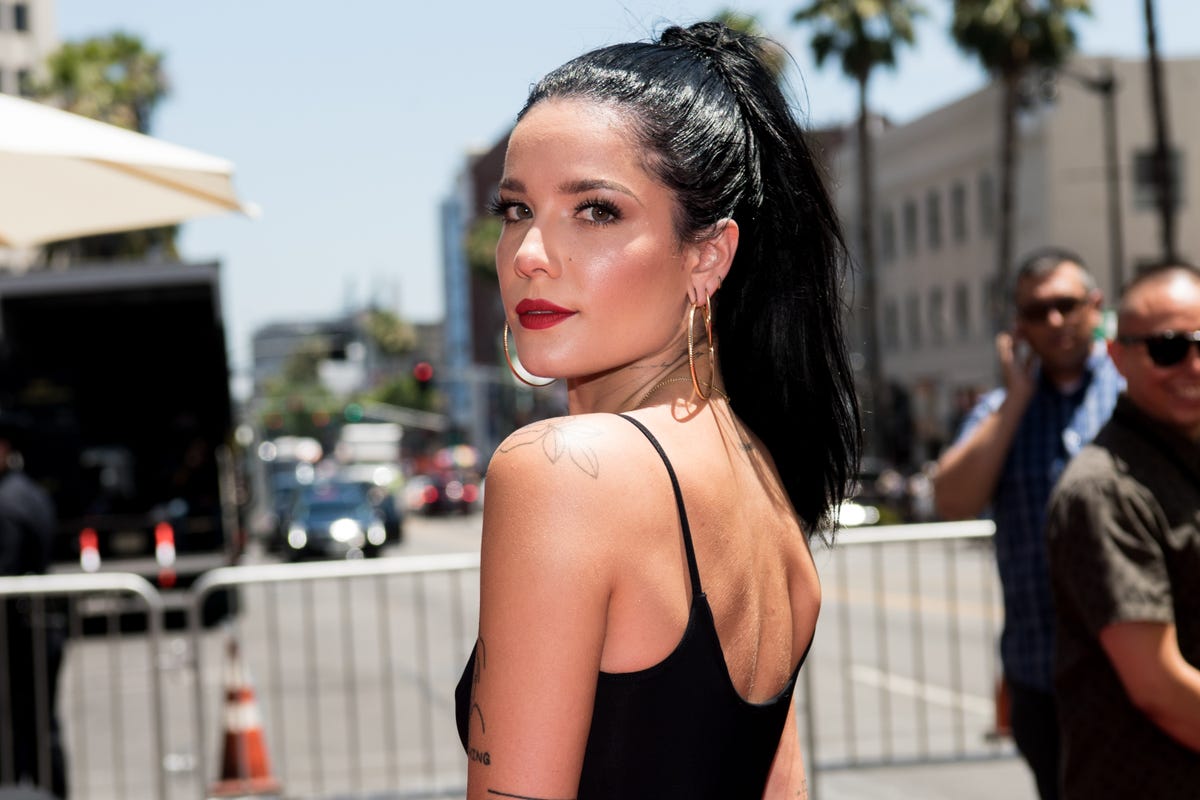 Halsey биография. Холзи. Халсей певица. Halsey 2014.