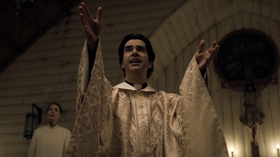 hamish linklater en misa de medianoche