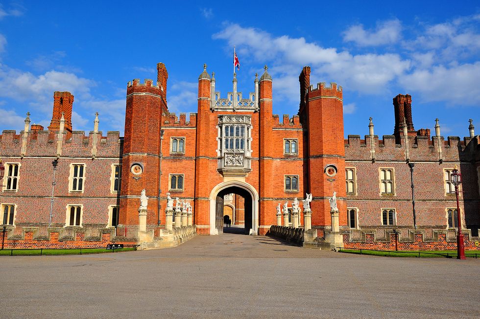Hampton Court palace 