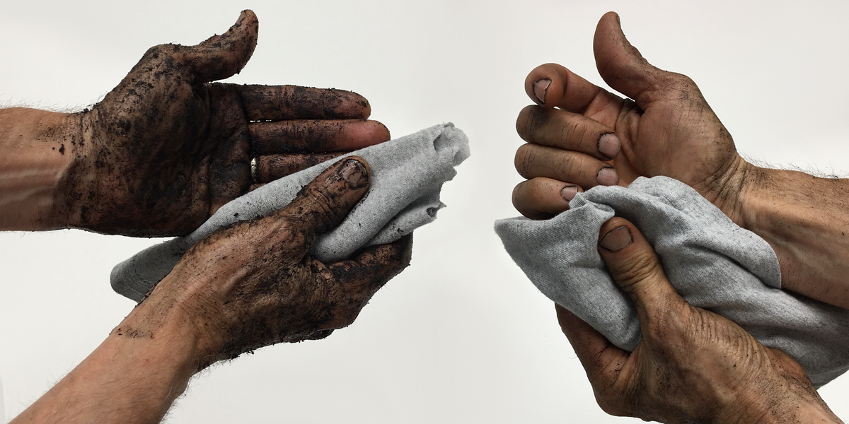 [Image: hand-cleaning-65381b64cabd6.png?crop=1.0...ize=1200:*]