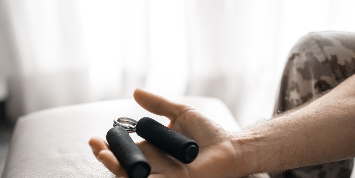 Weak Grip? It Could Be a Warning Sign for Your Healthspan - New Study Reveals Link to Longevity