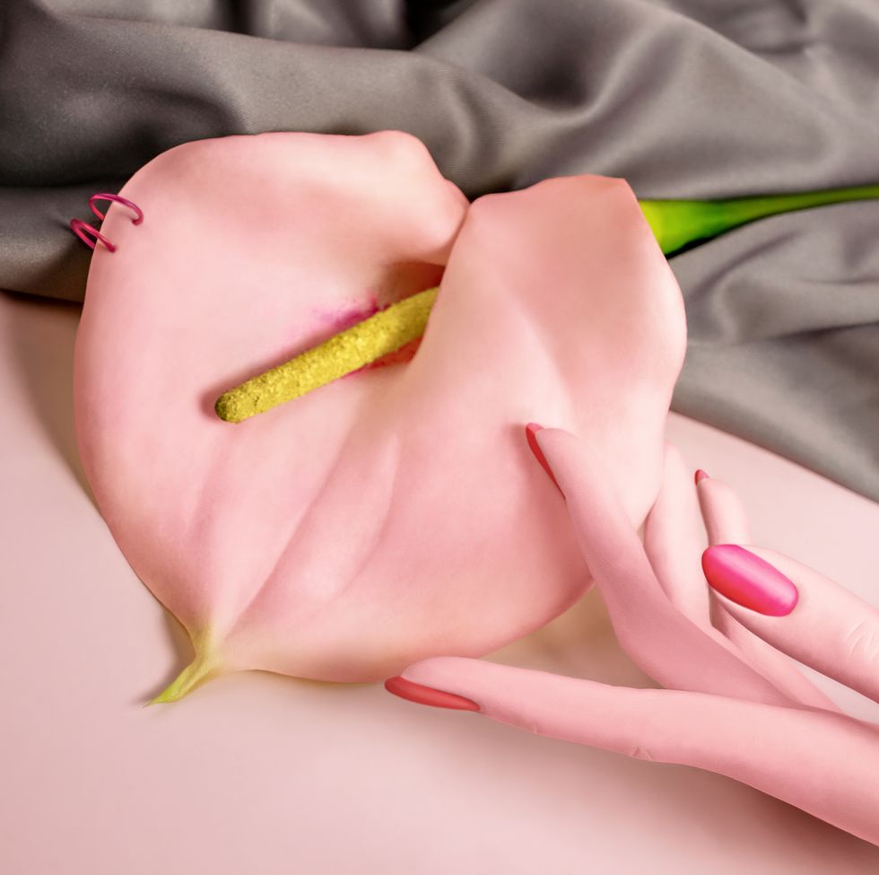 hand with calla lily