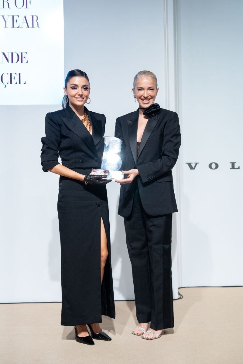 hande erçel premio happy bazaars