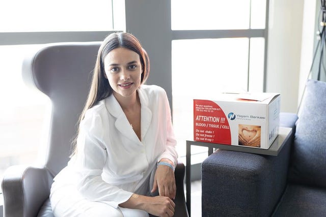 hande erçel madre