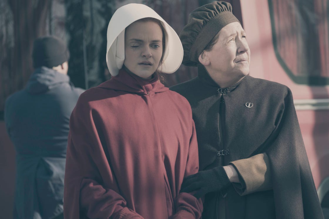 Madeline Brewer (Janine) and Ann Dowd (Aunt Lydia) in Handmaid's Tale