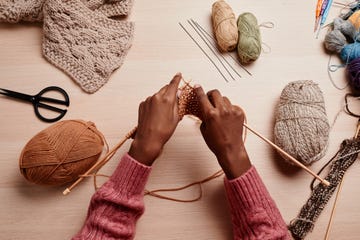 Free knitting pattern: Knit a lovely linen lace top for summer