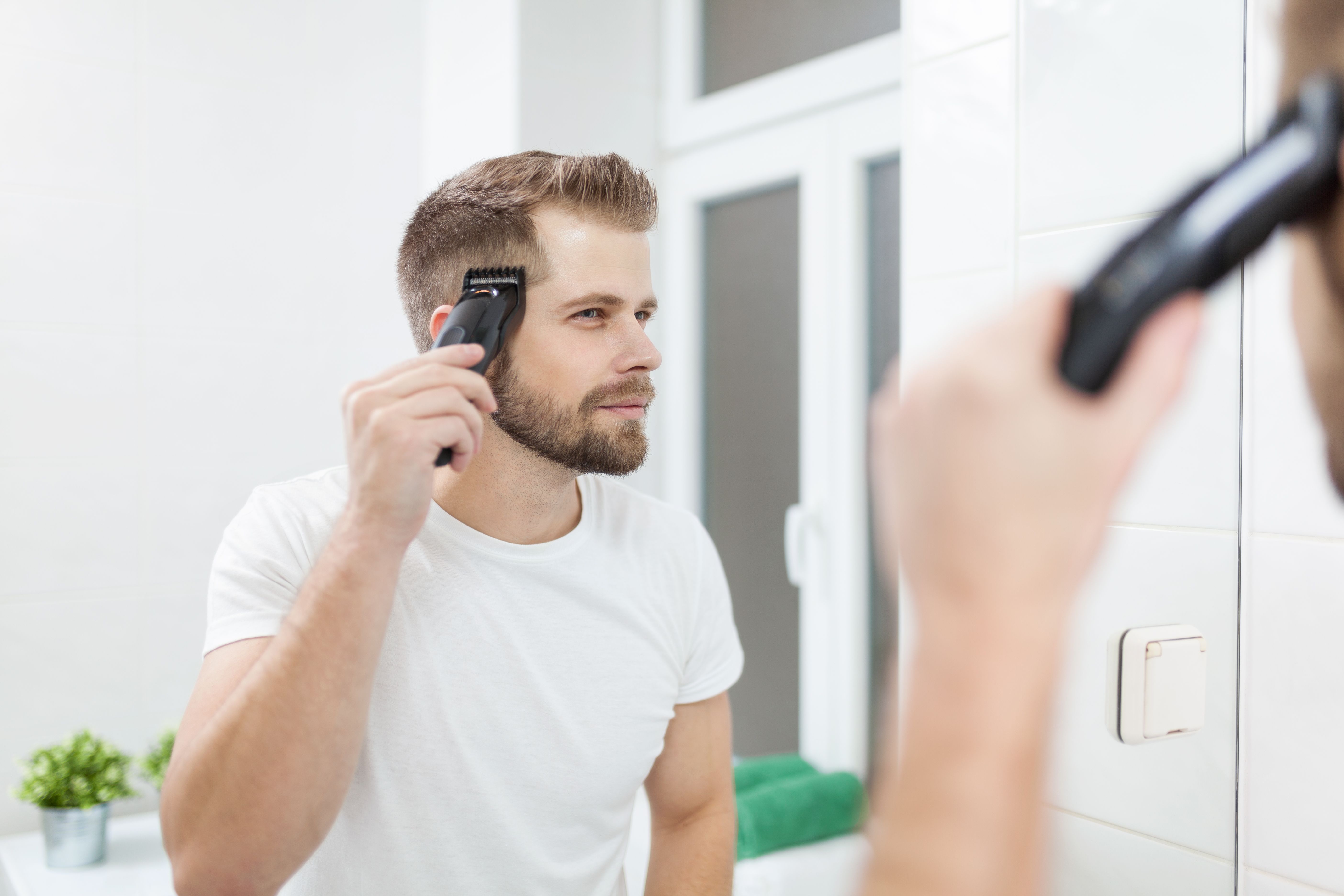 Beard and outlet hair clippers