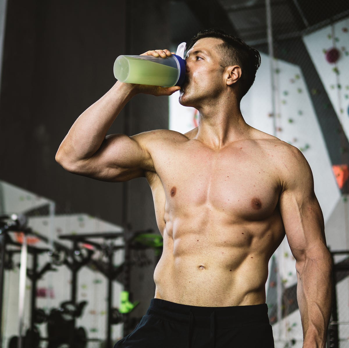 Should You Have a Protein Shake Before or after You Workout?