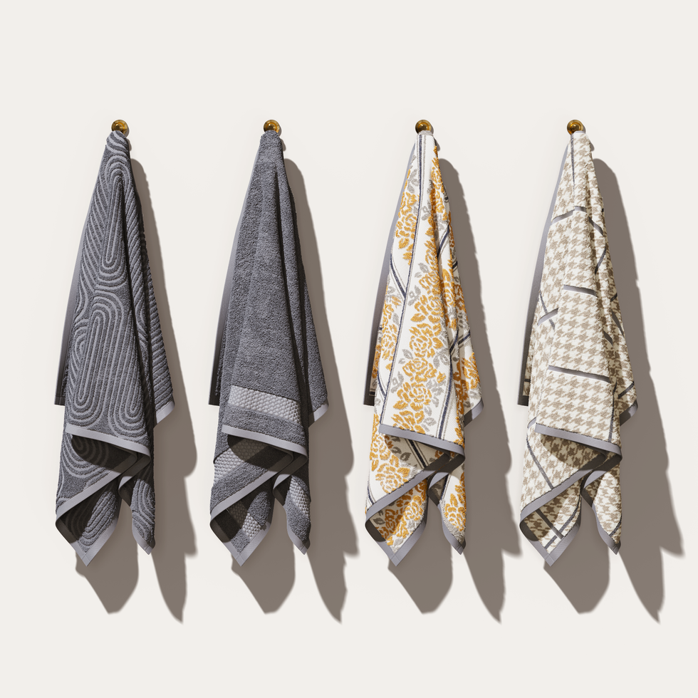 hanging towels