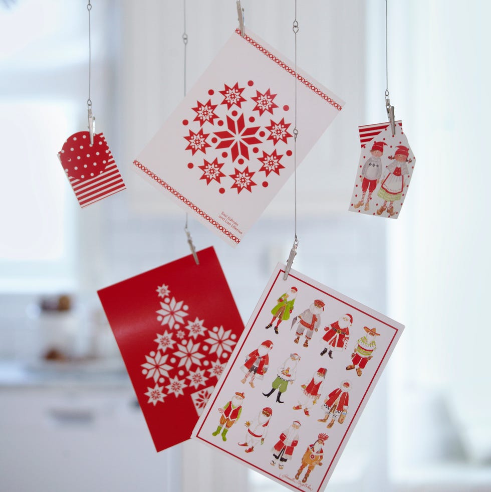 Hanging Christmas cards hanging christmas cards