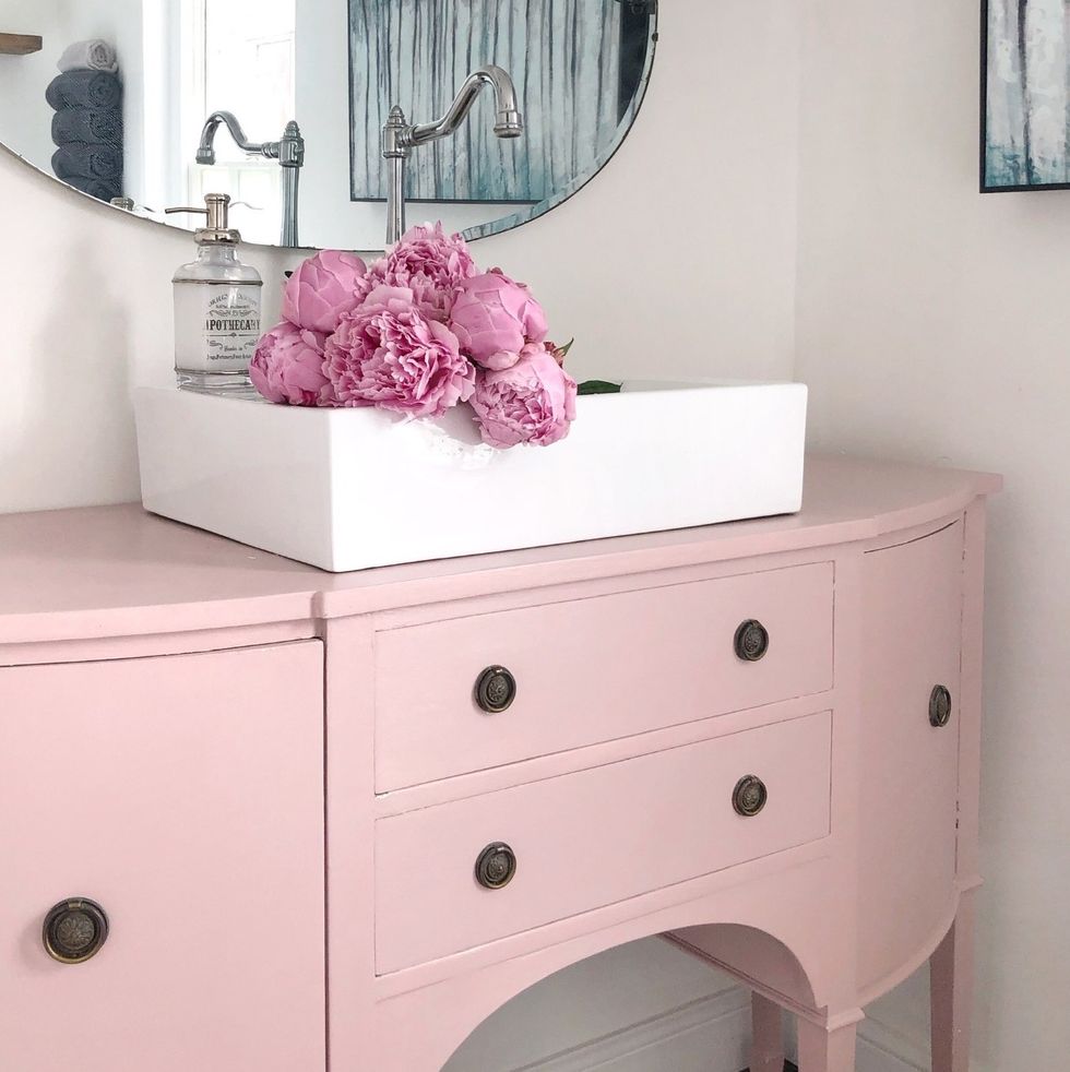 Chest of drawers, Furniture, Pink, White, Drawer, Dresser, Room, Nightstand, Table, Sideboard, 