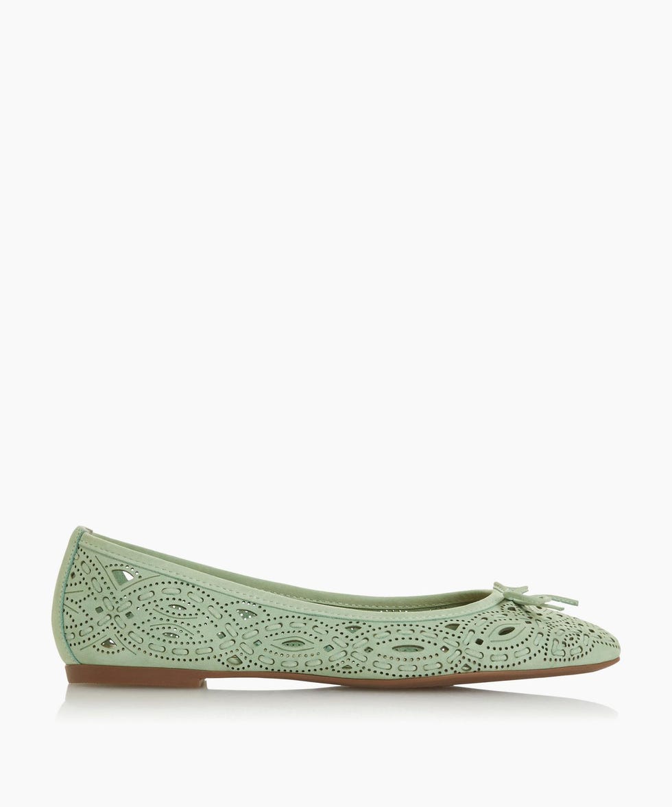 ballet flats