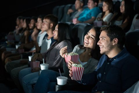 summer date ideas, couple at the movies