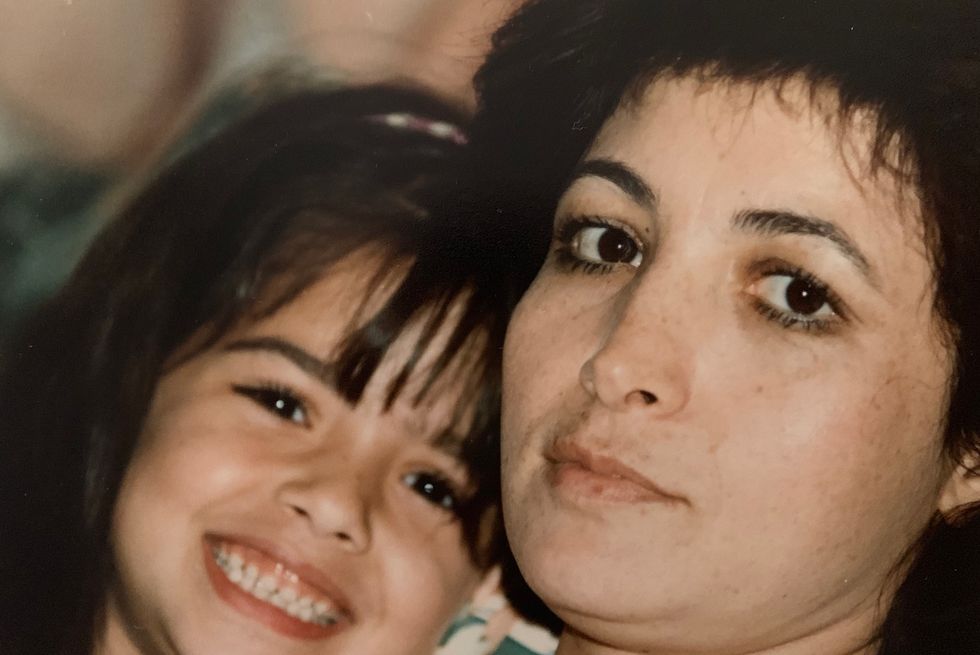 sarah shahi and her mother