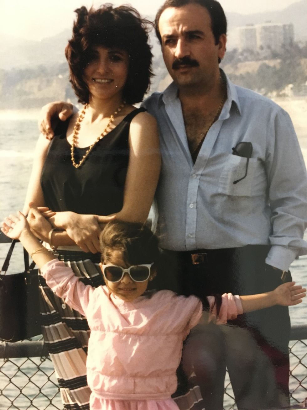 sarah shahi and her parents