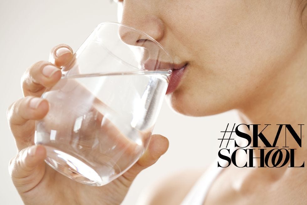 does-drinking-water-hydrate-your-skin-skincare-myth-or-science