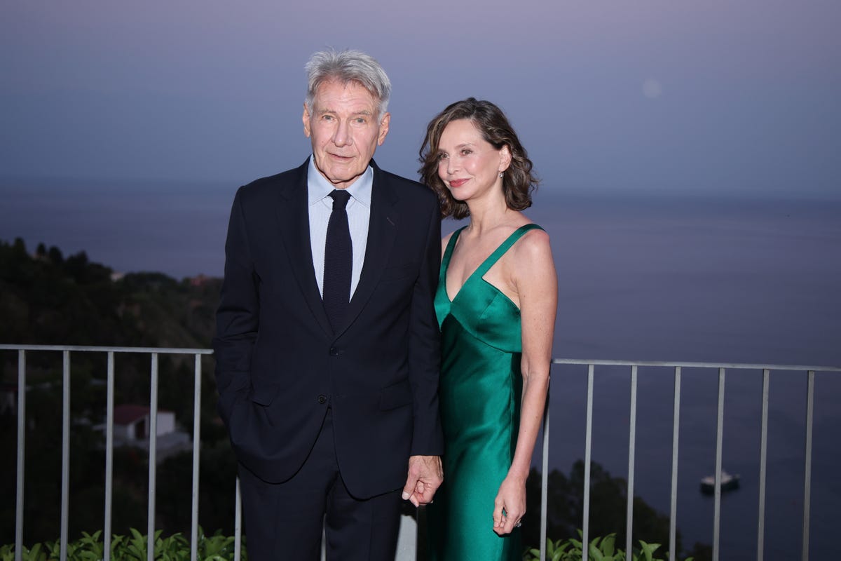 Harrison Ford Makes Rare Red Carpet Appearance With Calista Flockhart
