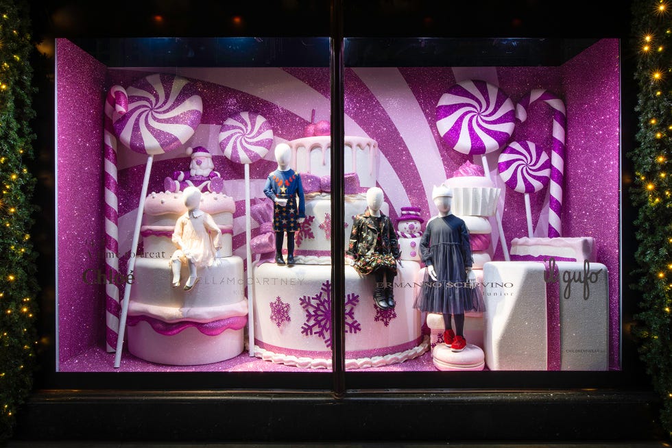 Harrods Christmas Window Displays Harrods Unveils Instagrammable