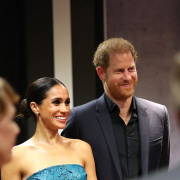 harry and meghan's private look of love caught on camera